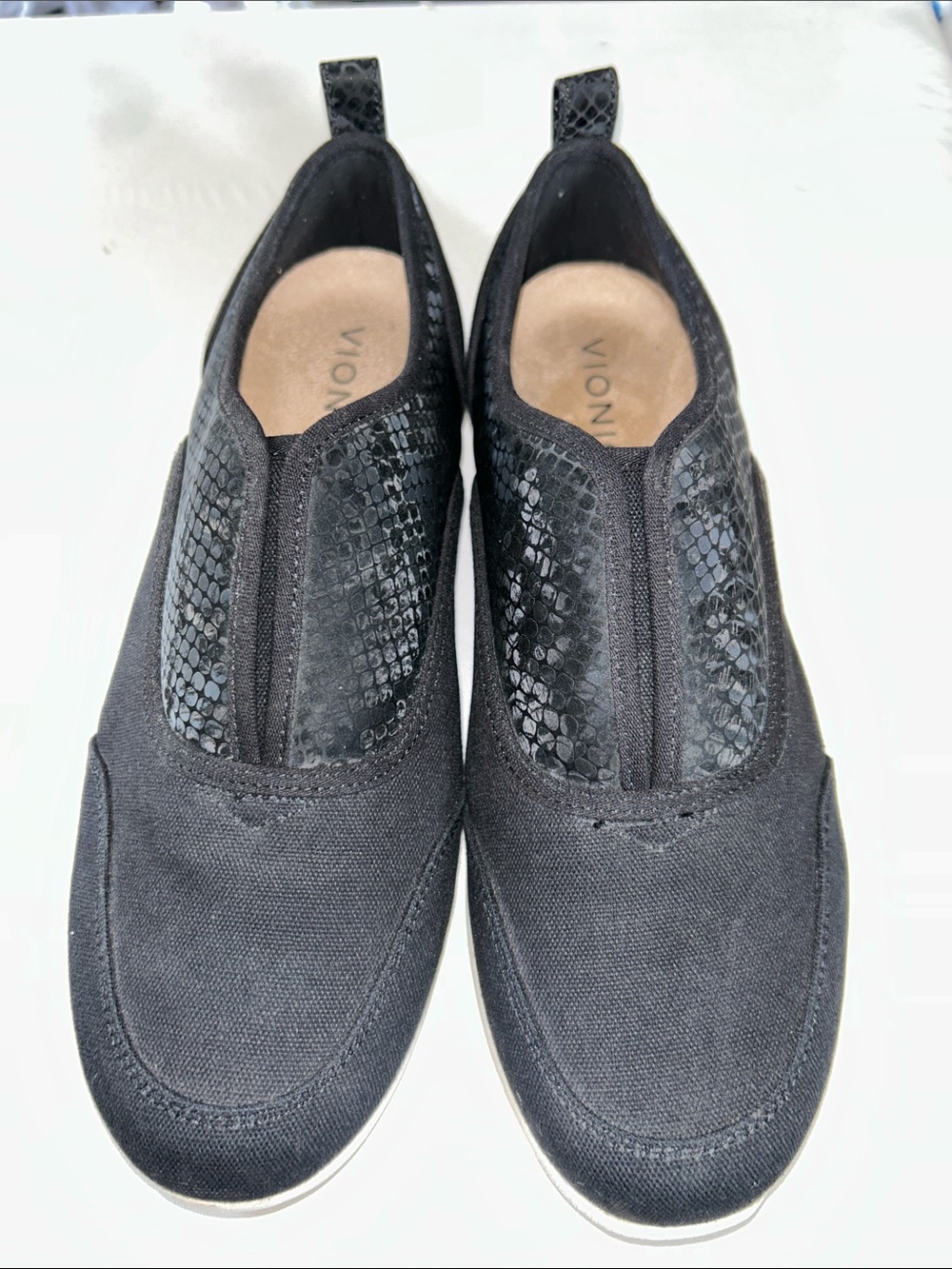 NWOB Vionic Magnolia Denver Black Casual Slip-On Flats with Snakeskin Accent - Picture 2 of 10